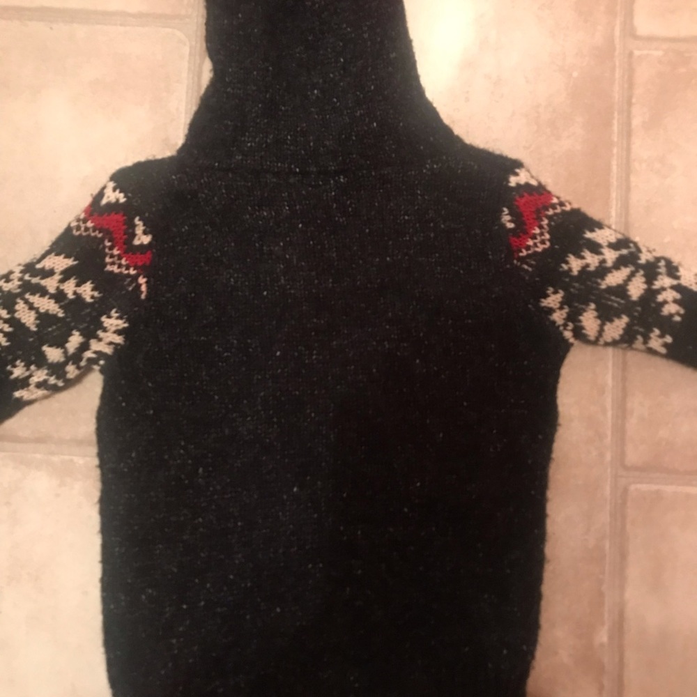 Snowflake sweater with hood very soft worn once